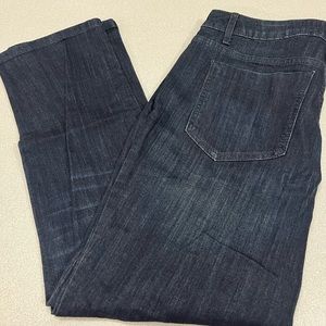 Vera Wang Mid Rise Capri Size 12 GUC